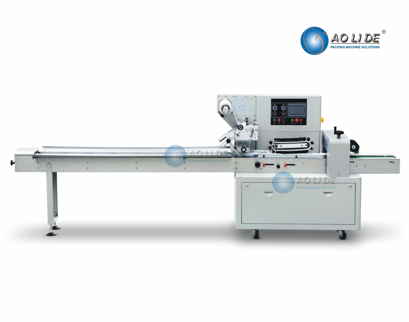 BG-350枕式日用品包裝機(jī).jpg BG-350枕式日用品包裝機(jī).jpg